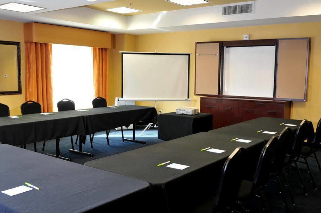 Fairfield Inn & Suites Fresno Clovis Ngoại thất bức ảnh