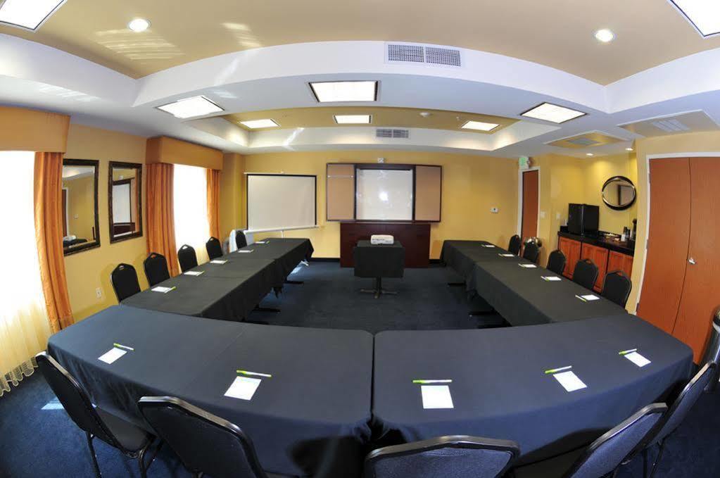 Fairfield Inn & Suites Fresno Clovis Ngoại thất bức ảnh